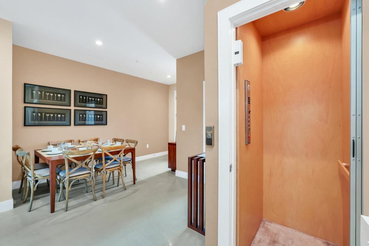 Luxury Villa Less Than A Mile From Disneyworld -Bonus Elevator- Orlando Exterior foto