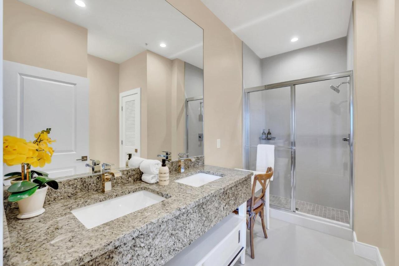 Luxury Villa Less Than A Mile From Disneyworld -Bonus Elevator- Orlando Exterior foto